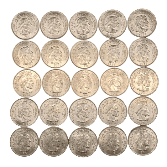 MU_ Uruguay - Lote de 25 Monedas del Gaucho - 10 Pesos 1961